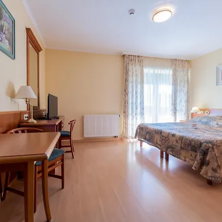 Couette-café Holiday Club